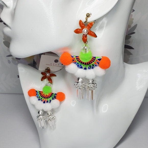 Hmong Hill Tribe Handmade Earrings - Picture 1 of 1